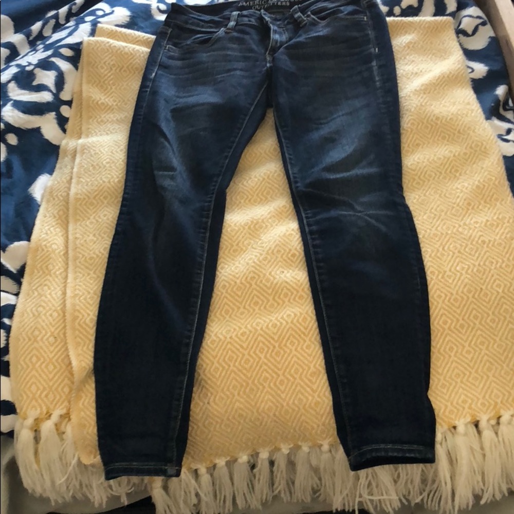 Hardly worn American Eagle jeans